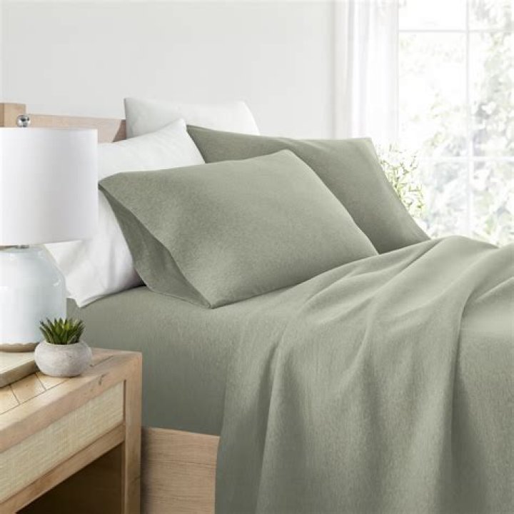 Are jersey knit sheets warm