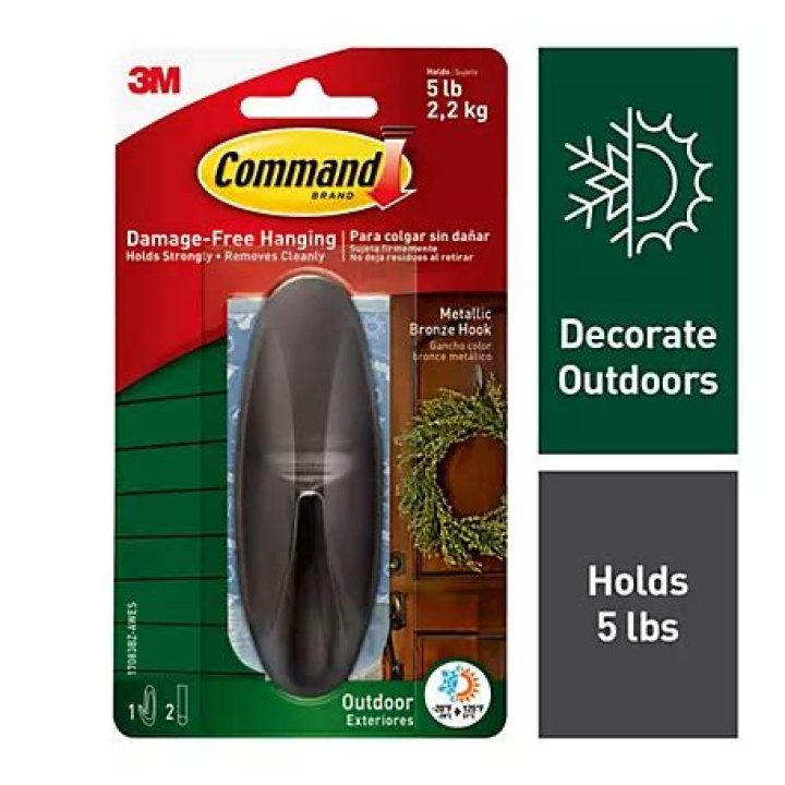 Can 3m Command hooks be used outdoors