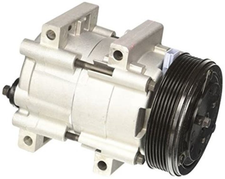 Can a car run without an air compressor