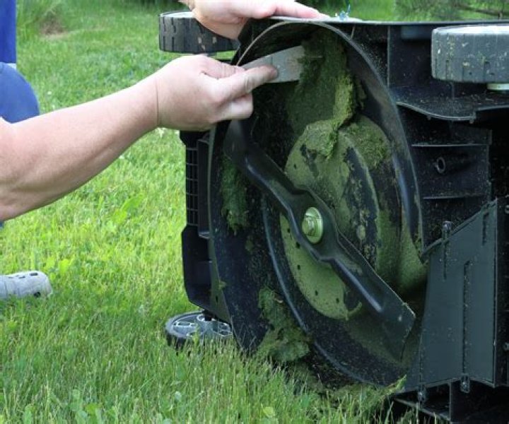 Can a lawn mower blade be too sharp