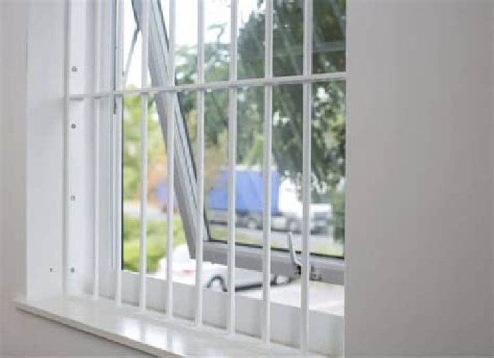 Can burglar bars be removed