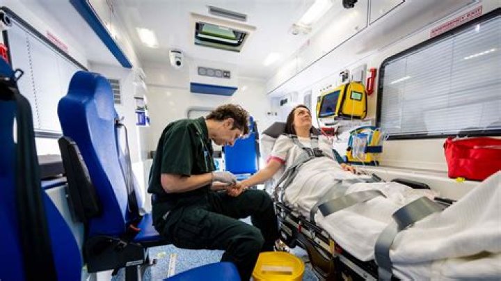 Do paramedics have a duty of care