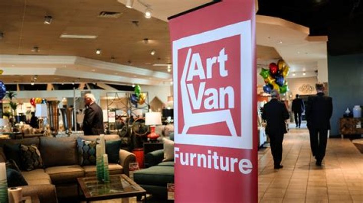 Does Art Van Furniture have layaway