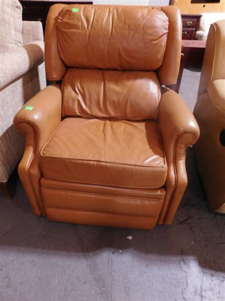 Does Ethan Allen repair furniture