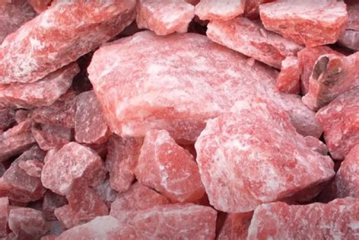 Does Himalayan salt make you bloated