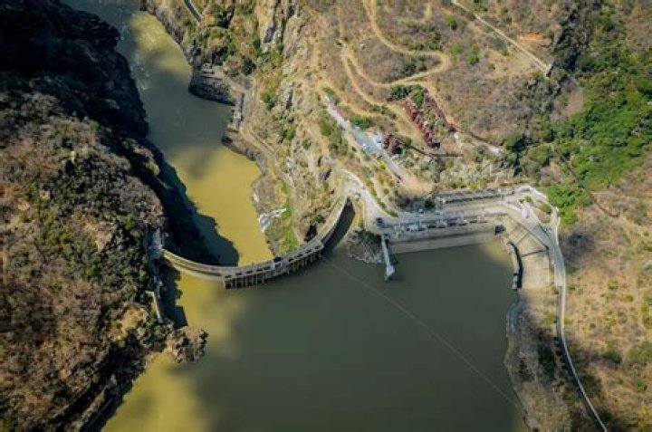 Does South Africa supply electricity to Mozambique