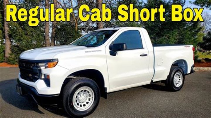 How big is a short box truck bed