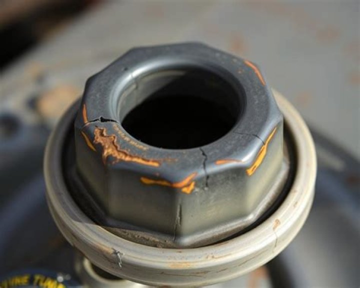 How can you tell if your radiator cap is bad