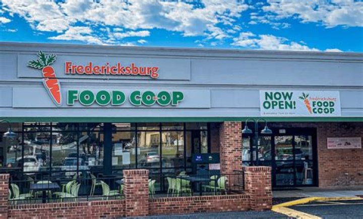 How do food co ops work