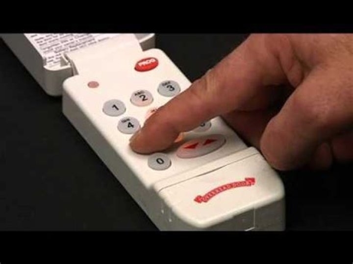 How do I program my overdo door Codedodger keypad