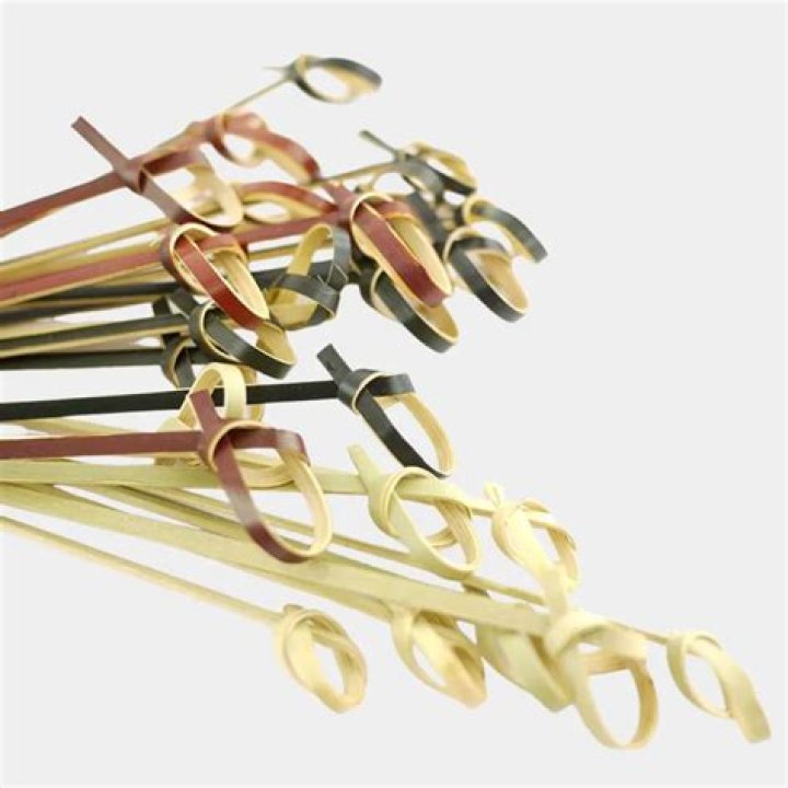 How do you bend skewers