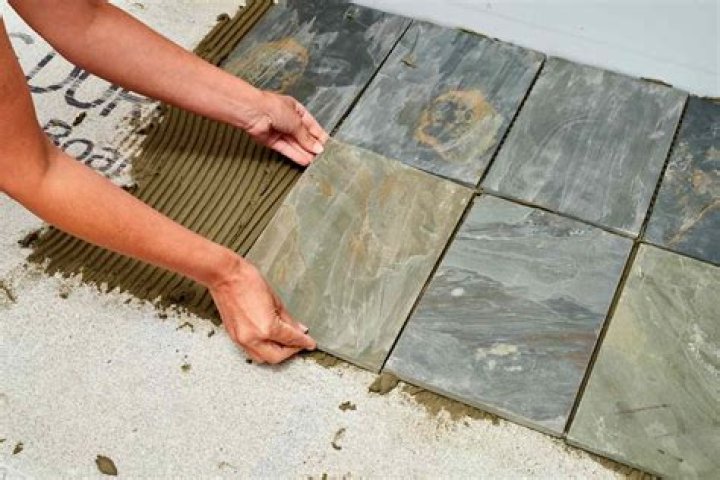 How do you finish slate tile edges