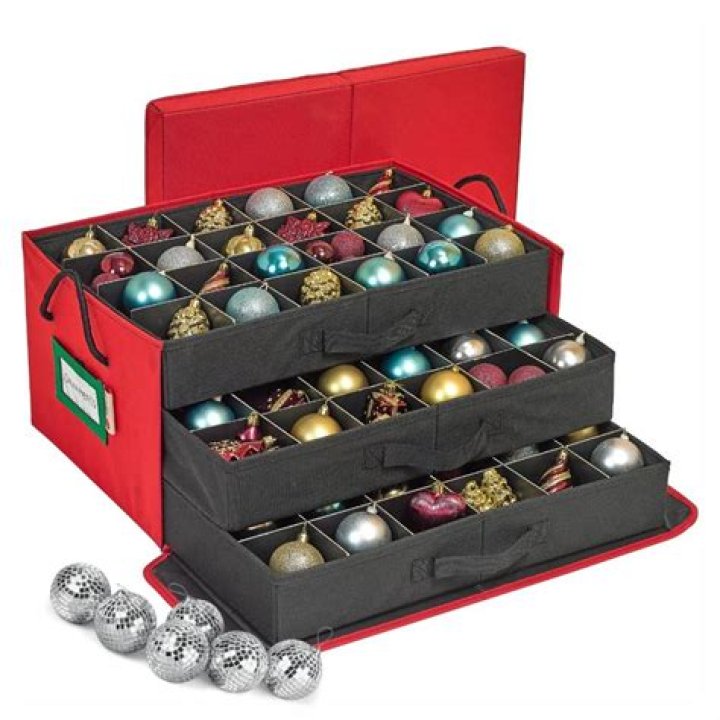 How do you make an ornament storage box