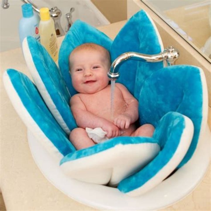 How do you use a blooming baby bath