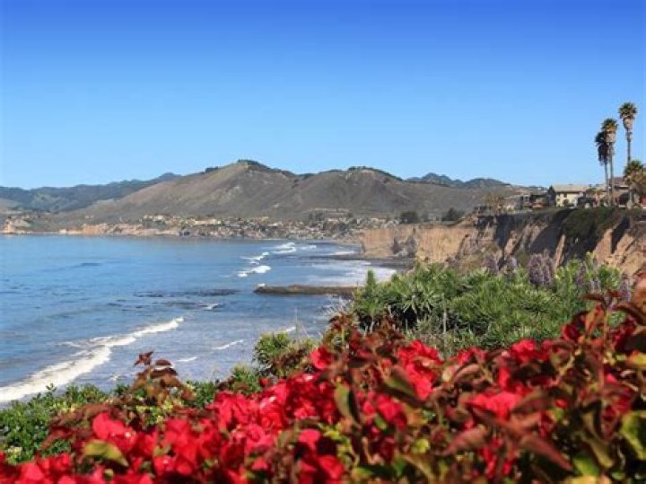 How far is the beach from San Luis Obispo