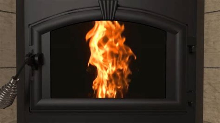 How high should the flame be on a pellet stove