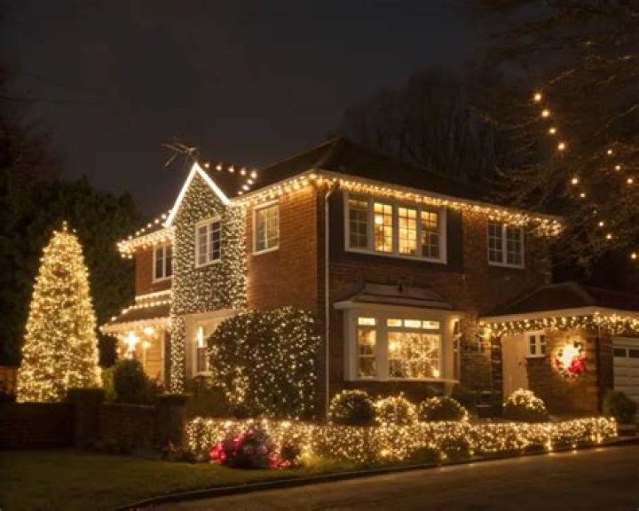 How long do Christmas Lights last