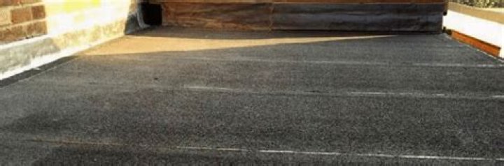 How long does a felt flat roof last