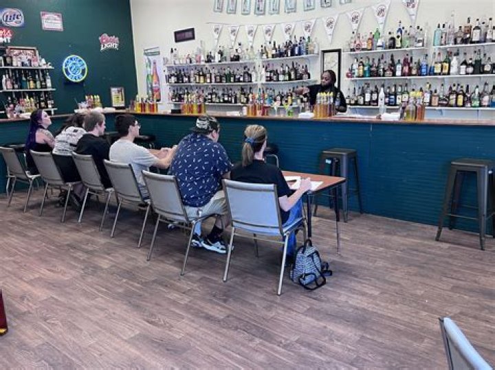 How long is bartending school Vegas