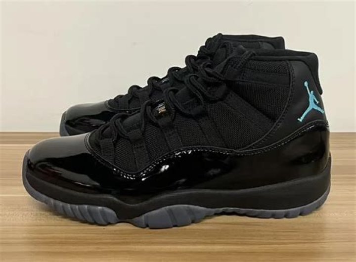 How much are gamma 11s worth