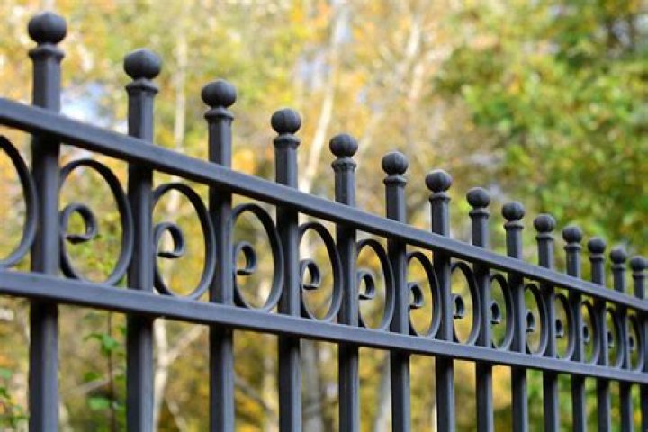 How much does a wrought iron fence cost per foot