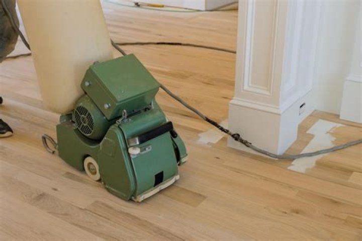 How much does it cost to rent a floor sanding machine