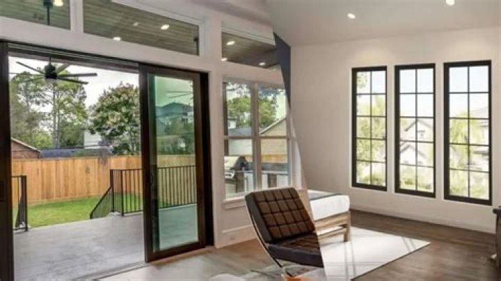 How much does it cost to replace sliding glass doors