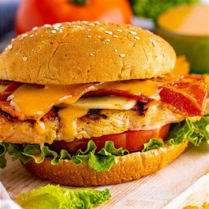 How much is a grilled chicken go wrap at Wendys