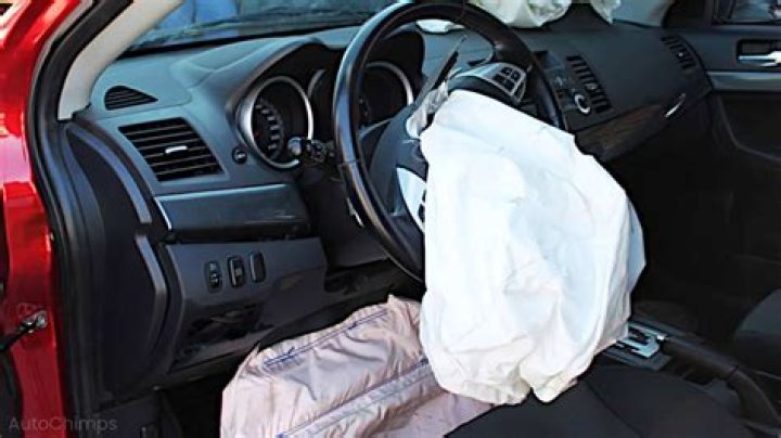 How much is it to replace a airbag