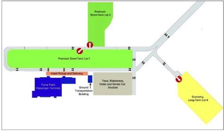 How much is parking at Paine Field Airport