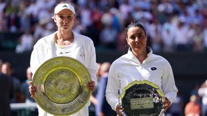 How much is the prize money for mens singles at Wimbledon