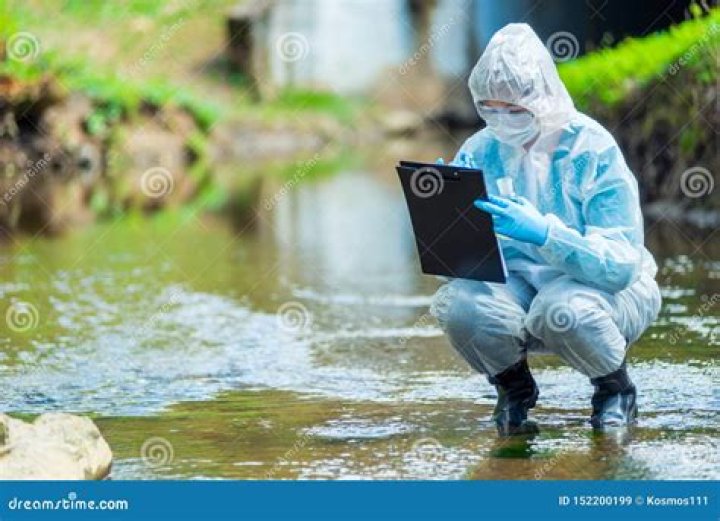 Is an ecologist a scientist