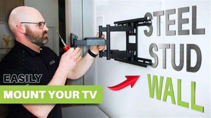 Is it safe to mount a TV on one stud