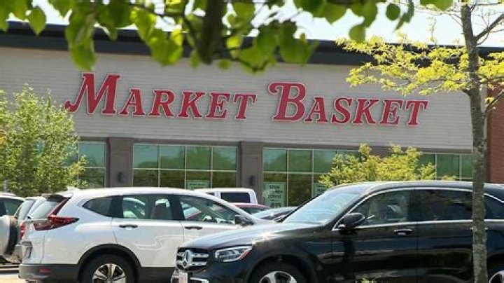 Is Market Basket a retail store