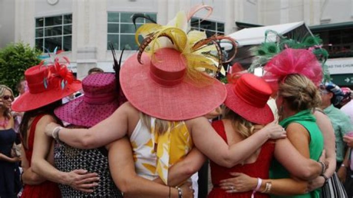 What are some Kentucky Derby traditions