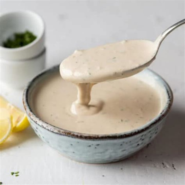 What does tahini sauce taste like