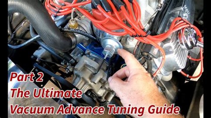 What does vacuum advance do on a distributor