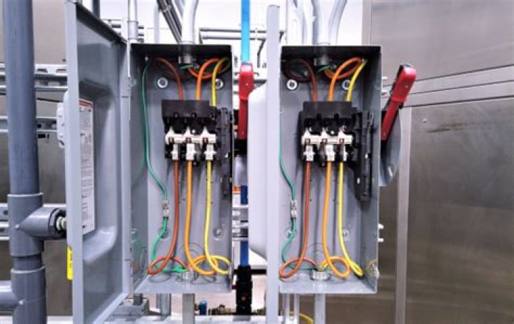 What is a electrical disconnect box
