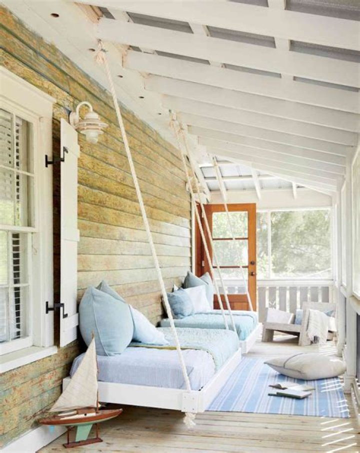 What is a sleeper porch