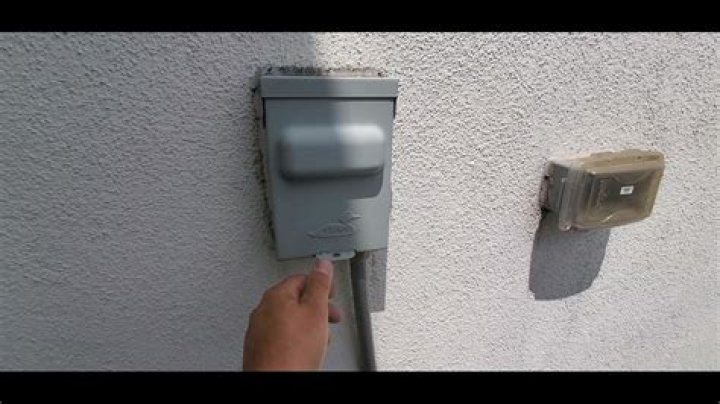 What is an AC disconnect switch