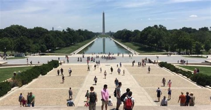 What is in front of the Lincoln Memorial