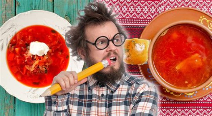What is the difference between Russian and Ukrainian borscht