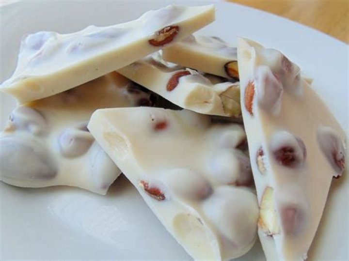 What is the difference in white chocolate and almond bark