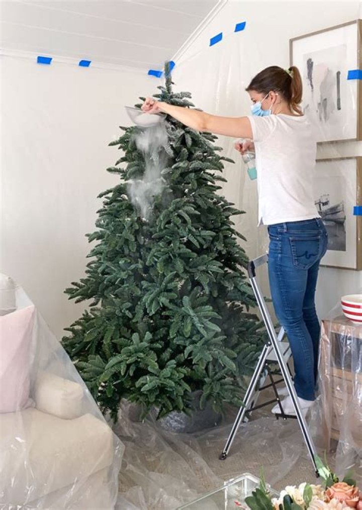 What is tree flock made of