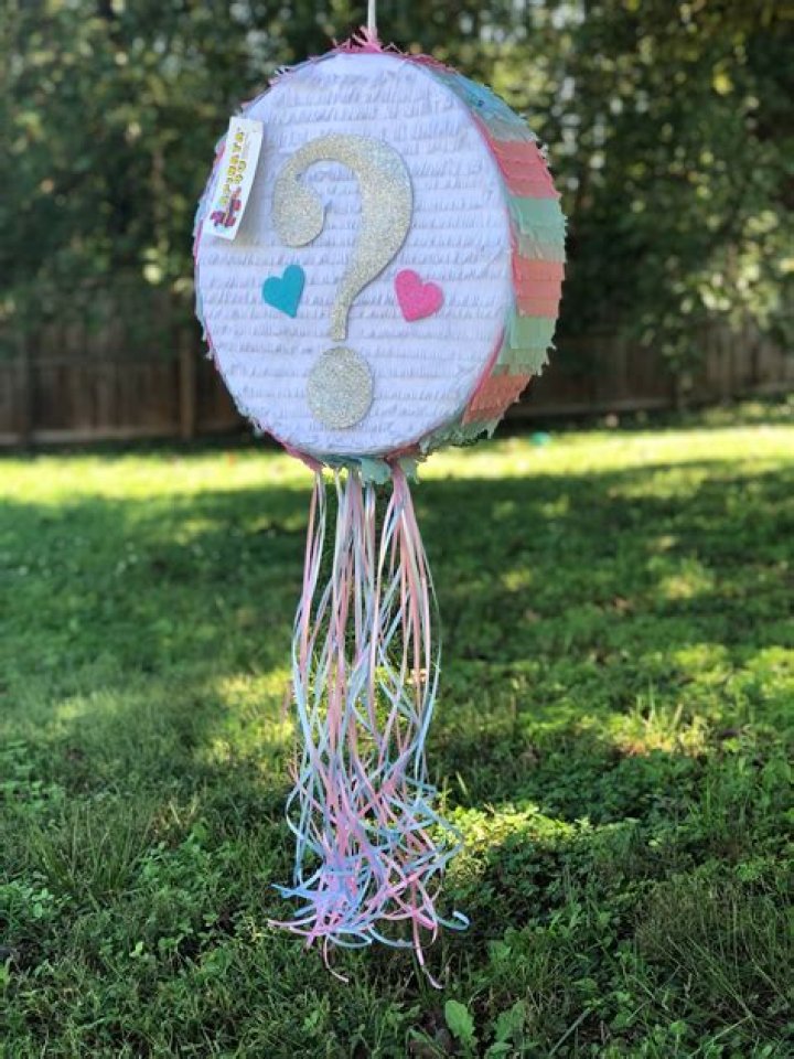 What to fill a gender reveal pinata with
