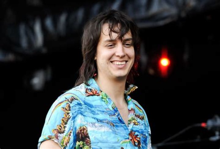 When did Julian Casablancas get married