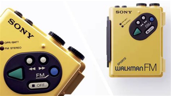 When were Sony Walkmans popular