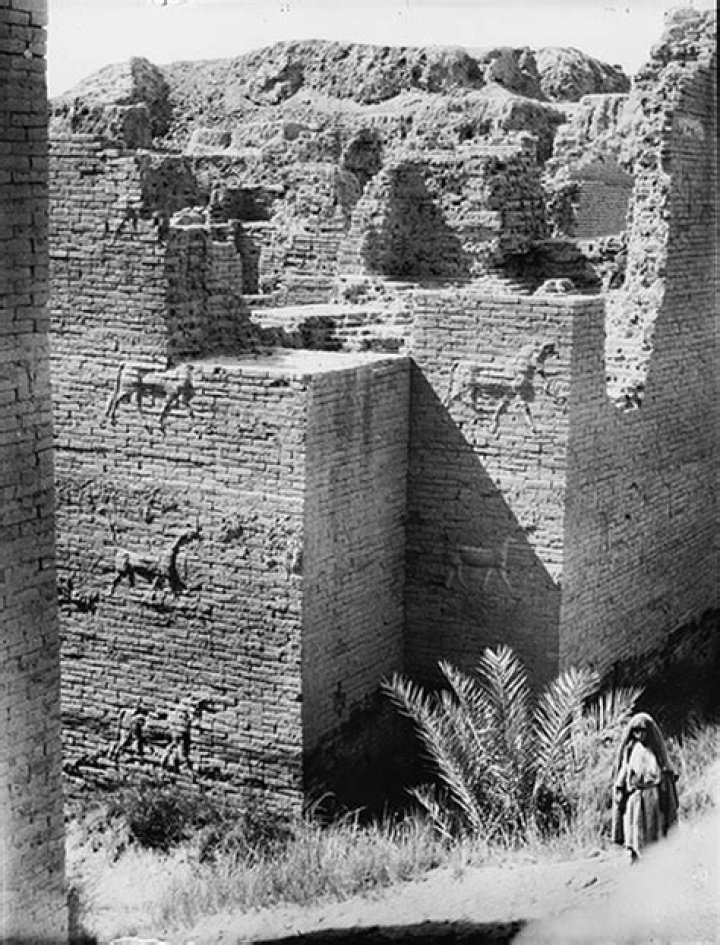 Where is the Ishtar Gate of Babylon kept