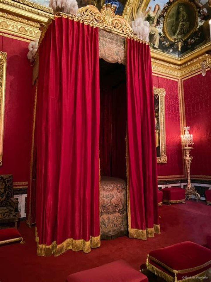 Which room was the highlight of the Palace of Versailles