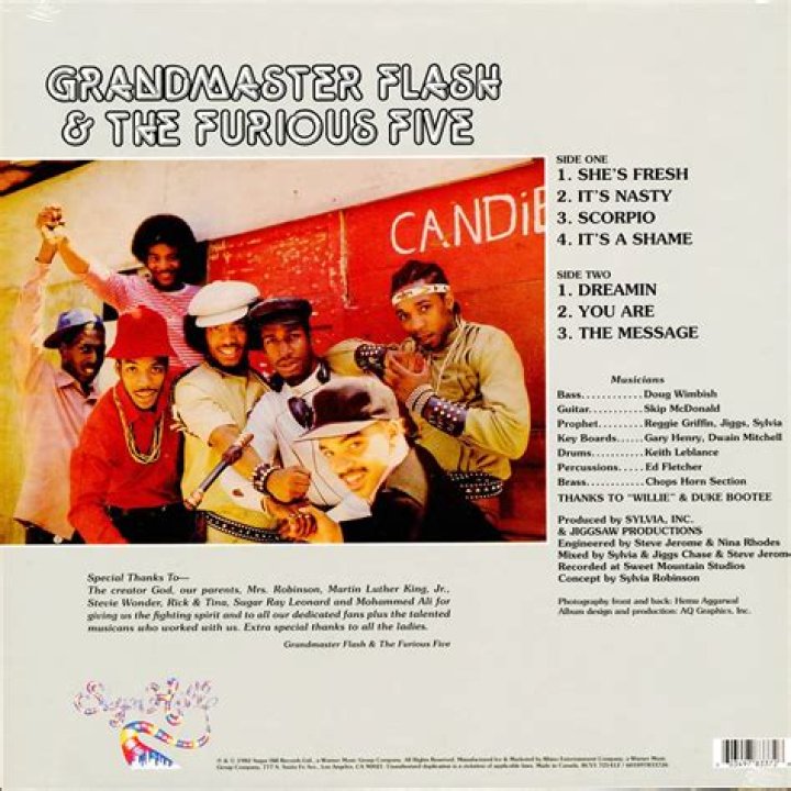 Who is the main rapper in the group Grandmaster Flash and the Furious Five